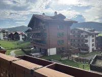 Haituoshan Valley Swiss Garden Town Homestay - Mountain view