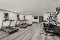 拉瓦爾Residence Inn 酒店 - 健身室/gym room