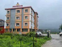 Hotel Sandesh Palace Hôtels à : Waksai