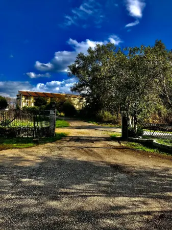 Room-Banos Apartment 2 Bed Rooms and Swi Отели рядом с достопримечательностью «Old Perithia - Corfu's Oldest Village»