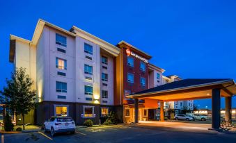 Best Western Plus Estevan Inn  Suites