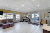Best Western Plus Daytona Inn Seabreeze Oceanfront - 3-Star
