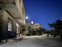 Baoge Inn