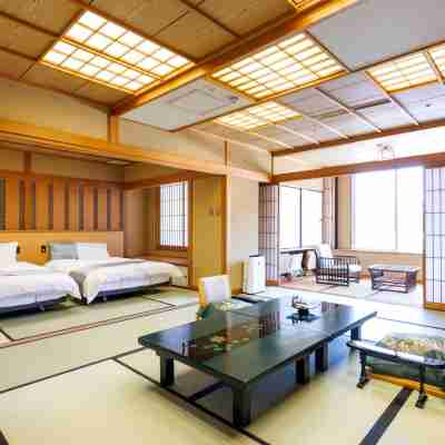 山陰湯村温泉 朝野家 Rooms