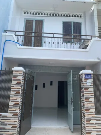 EStay Hostel - Tran Binh Trong