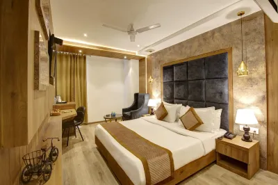 Town Pallace Inn Hotels in West Delhi