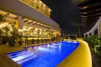 Mella Hotel Manila near NAIA Airport - مسبح