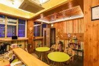Tongyeong Gangguan Guest House - Hostels