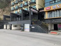 Gangneung (Jeongdongjin) Fragrance Hotel 林海自然休養林附近的飯店