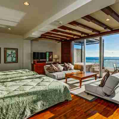 Kanucha Bay Hotel & Villas Rooms