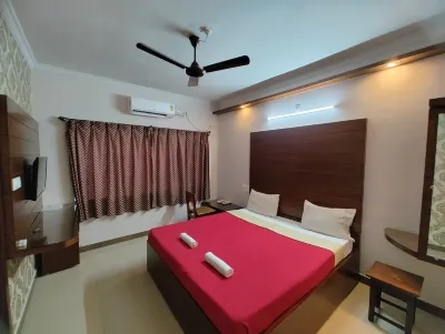 Vyavahar Lodge Hotels in der Nähe von Shri Laxmi Venkatesha Temple