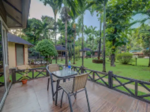 Dewdrop Retreat Hotels in Alibag
