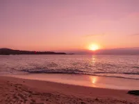 Beach Resort Hotel Kalakaua - Beach