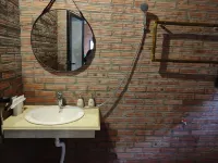 Pu Luong Riverside Lodge Hotel di 