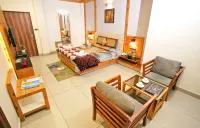 Mayur Hotel Bar and Restaurant