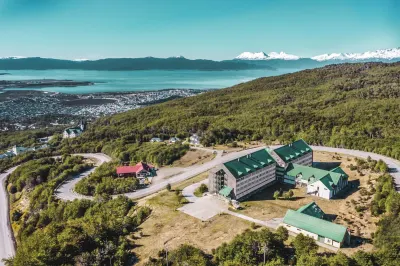 Wyndham Garden Ushuaia Hotel del Glaciar Các khách sạn gần Comercial del Sur SRL