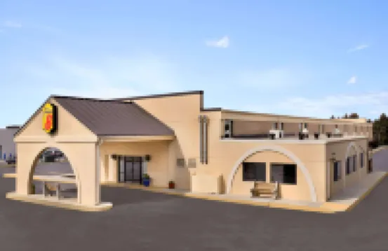 Super 8 by Wyndham Chambersburg I-81 Các khách sạn ở 