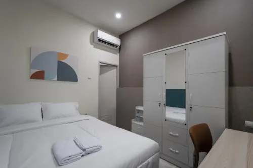Cove Veranda Hotels in Jatiasih