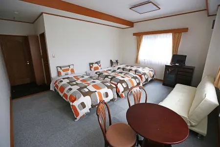 White Wing Отели рядом с достопримечательностью «Panoramic Viewing Platform»