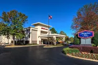 Hampton Inn Memphis/Southaven - parking