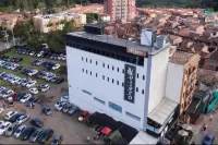 Hotel Velero - Parking