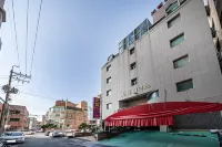 Ulsan Sinjeongdong Venus โรงแรมใกล้พิพิธภัณฑ์อุลซาน