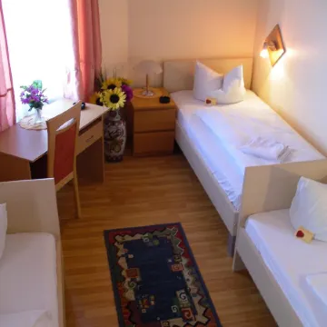 Hotel Garni Djaran