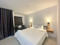 Lim Apartment ลิ้มอพาร์ทเมนท์ Hoteles en Bang Pa-in
