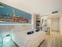 Dormirdcine Alicante - สระว่ายน้ำบนดาดฟ้า