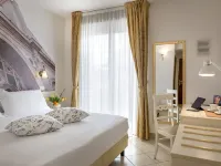 Sovrana Hotel & Spa Hoteles cerca de Plaza Cavour