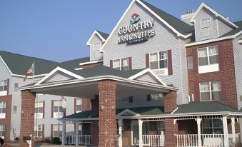 Holiday Inn Express & Suites Port Washington