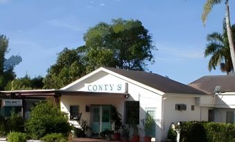 Conty's Motel