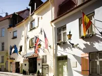 Schlössle Hotel - Small Luxury Hotels of the World Hoteles cerca de Muralla de la Ciudad