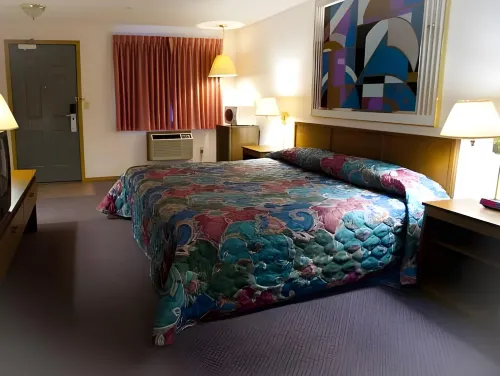 The Varsity Inn North Hotels in Centralia