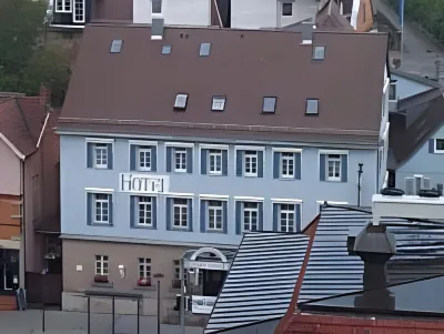 Dreikoenig Hotels in der Nähe von Wasserschloss Erkenbrechtshausen