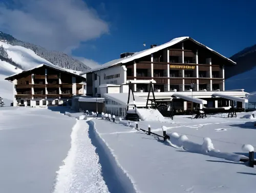 Kinder- & Gletscherhotel Hintertuxerhof Hotels in Madseit