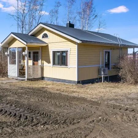 Villa-Lyydia