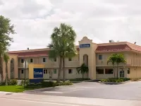 Motel 6 Riviera Beach, FL Hotels in Riviera Beach