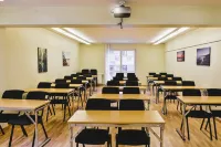 Hotel Amadeus by First