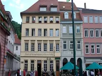 Hotel Goldener Falke Hotel in zona Kornmarkt