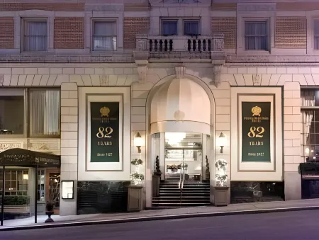 Mayflower Park Hotel