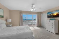 Gulf View Dream Unit D Hotels near Navarre Beach Multiuse Path