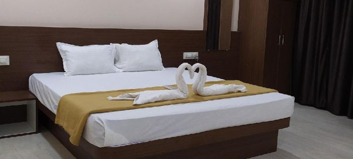 Yashraj Beach Resort Hotels in Ratnagiri
