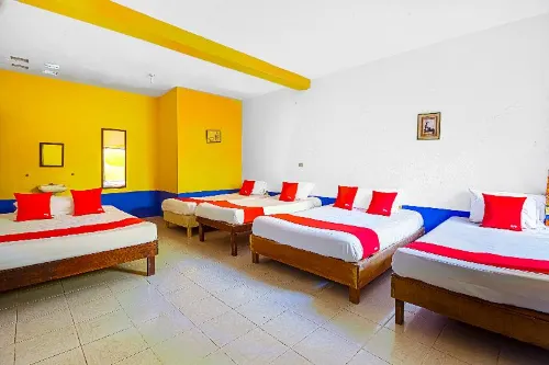 OYO Hotel Posada Los Faroles,Tabasco Hotels in Centro Municipality