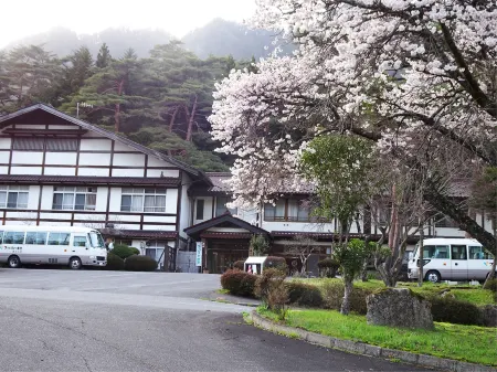 Atera Onsen Forespa Kiso Ryokan Отели рядом со станцией JR Nagiso station