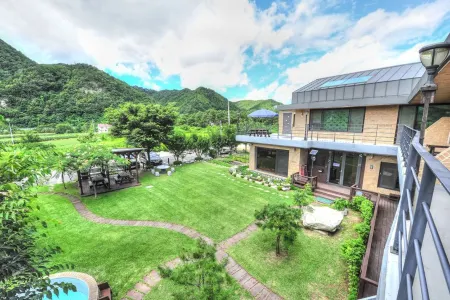 Inje Baekdam Alps Pension Отели рядом с достопримечательностью «Baekdamsa»