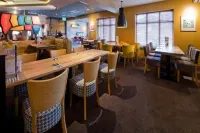 Horsham North Hotels in Colgate