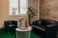 City Hotel