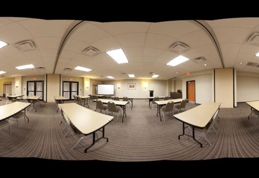 홀리데이 인 익스프레스 오스텔 로비