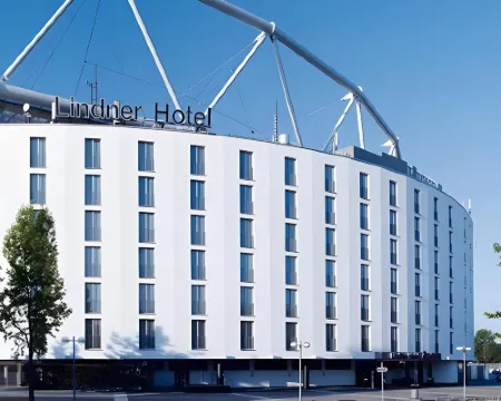 The Curve Hotel BayArena Hotels in Leverkusen